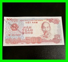 Uncirculated Viet Nam Banknote 500 (Nam Tram Dong) 1988 World Paper Money - £15.86 GBP