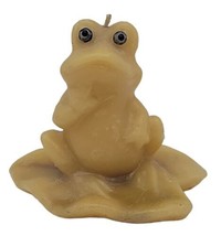 Vtg Wax Frog On Lily Pad Candle Kitsch Kitschy Toad Bohemian Frog - £19.90 GBP