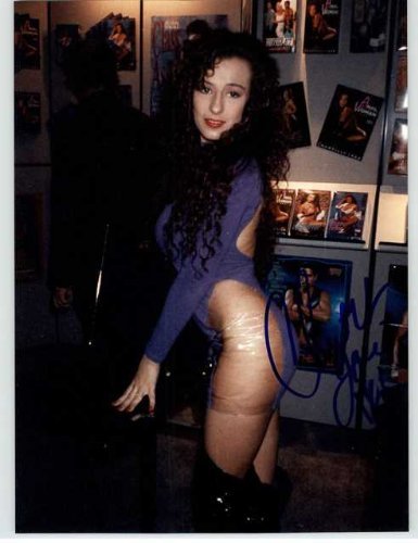 Chantilly Lace Autographed Glossy 8x10 Photo - $17.32
