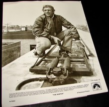 1980 THE HUNTER Movie Press Photo Steve McQueen 5008-32 Chicago El Train - $9.95