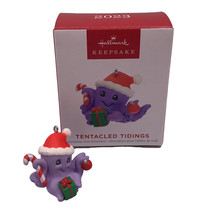 Hallmark Keepsake 1.06&quot; Miniature Christmas Ornament 2023, Tentacled Tidings - £9.33 GBP