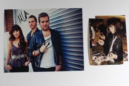 Gloriana Group Autographed Color Glossy 8x10 Photo w/ Proof Photos - £27.45 GBP