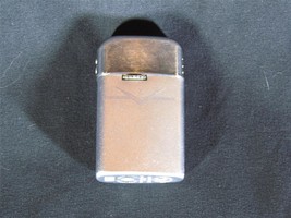 Vintage Ronson Varaflame Windlite Silver Lighter Antique Gas Lighter Zippo - £44.81 GBP