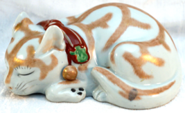 Vintage Kutani Japanese Porcelain / Ceramic Sleeping Cat Figurine with Gold 7&quot; - £93.75 GBP