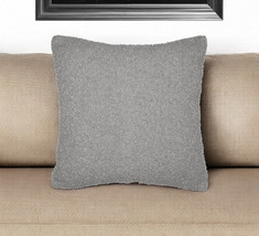 20" Gray Throw Pillow With Shag - $1,601.04 MXN