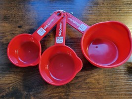 Betty Crocker Red Set Of 3 Nesting Measuring Cups - £7.90 GBP