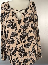 Amuse Society Lillian Womens size M Top Blouse Beige/Black Floral Boho - £19.60 GBP