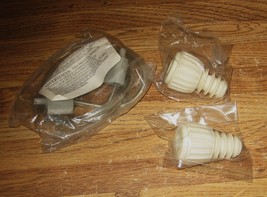 FoodSaver Wide Mouth Jar Sealer, 2 Bottle Stoppers &amp; Hose/NEW - $279.09 MXN