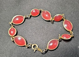 Vintage Gold Tone Red Cabochon Link Bracelet 8" Classic Elegant Made in ... - $17.30