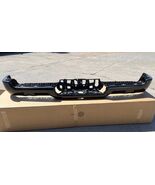 OEM GENUINE 2019 2020 2021 2022 2023 2024 DODGE RAM 1500 REAR BUMPER 684... - €518,76 EUR