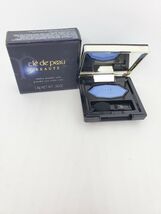 New in Box Cle De Peau Beaute Powder Eye Color Solo #209 Seductive Deep ... - €8,65 EUR