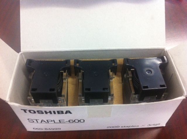 Genuine NEW Toshiba Staple 600 (three cartridges per box) Same Day Shipping - $49.49