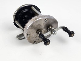 Shakespeare # 1928 Direct Drive Model ED vintage fishing reel working condition - $19.79