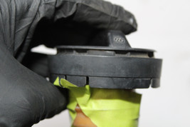 2000-2005 TOYOTA CELICA GT FUEL/GAS CAP K1115 image 4