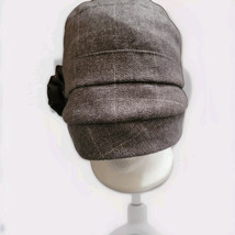 Women’s Gray Plaid Brim Hat w/ Flower Accent – Dressy Boutique Cloche, S... - $253.40 MXN