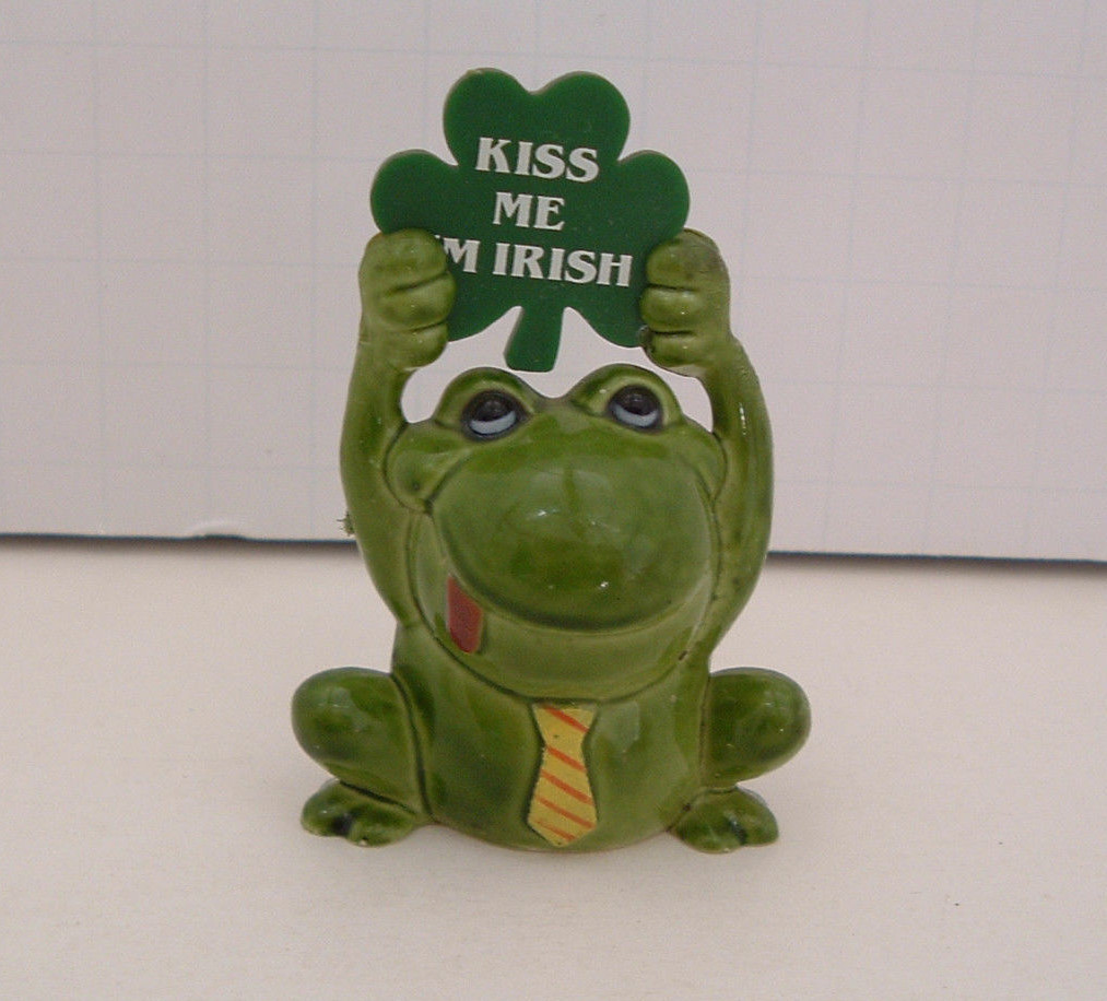 1980 enesco kiss me I&#39;m Irish shamrock small green vintage frog toad fig... - $19.75