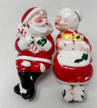 Vintage Santa And Mrs Claus Sitting Salt and Pepper Shakers Japan - £3.94 GBP