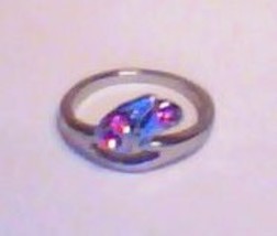 Pink Sapphire Three Stone Ring In Foaming Wave Setting   Size 6  - £3.99 GBP