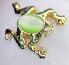 Frog Brooch Fashion Pin Gold Tone Green Stones 2 inch Metal Costume Jewelry - $11.40