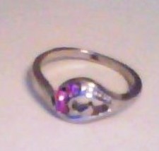 Pink Sapphire Three Stone Ring In Curling Wave Setting   Size 6  - £3.99 GBP