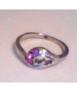 PINK SAPPHIRE THREE-STONE RING IN CURLING WAVE SETTING - SIZE 6  - £3.99 GBP