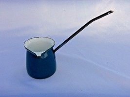 Graniteware / Enamelware Blue White Black Handle Dipper Cup Ladle w/ Spout - £11.79 GBP