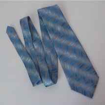 Vintage Pierre Cardin Classic Neck Tie Blue Pattern 100% Silk 62 x 4&quot; Preppy - $12.86