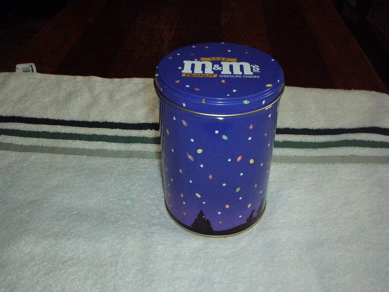 Vintage 1988 M&M's HOLIDAY Candies Falling Decorative TIN Can (6" H x 4" W) Rare - $8.99