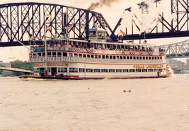 PHOTO 1993 BELLE OF LOUISVILLE PADDLE BOAT Color 8x10 - £9.39 GBP