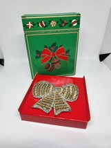 Vintage 1988 Avon All That Glitters Bugle Beads Bow Tie Pin Brooch W/ Orig Box - £6.04 GBP