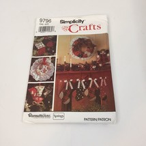 Simplicity 9796 Christmas Tree Skirt Placemats Stocking Wreath Ornaments - £10.05 GBP