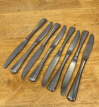 Oneida Stainless Steel GALA/IMPULSE Lot of 8 Dinner Knives - $18.02 CAD