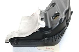 2009-2012 BMW 750I 750Li F01 OEM AIR CLEANER BOX ASSEMBLY P8201 image 8