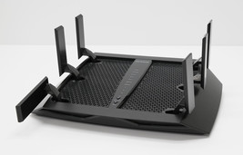 Netgear Nighthawk X6 R8000 AC3200 4-Port Gigabit Wireless AC Router ISSUE image 2