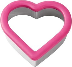 Heart Pink Comfort Grip Cookie Cutter Wilton - £4.74 GBP