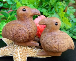 2 Wooden Birds Hand Carved Wood Pair Figurine Sculpture Small Folk Art - £16.04 GBP