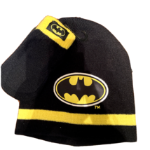 Childs Batman Themed Winter Hat Mittens Kids Childs Beanie One Size Fits Most - £7.77 GBP