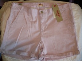 Levi&#39;s Classic Chino Women&#39;s Mid Rise 4 1/2&quot; Shorts Light Lilac Size 32W NEW - £21.15 GBP