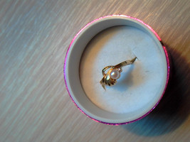 Incredible 14K Gold Pearl And Diamond Ring - £175.12 GBP