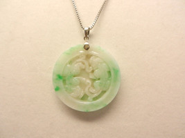 Carved Jade 18kt white gold pendant (without chain) - £540.35 GBP