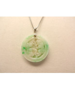 Carved Jade 18kt white gold pendant (without chain) - £540.35 GBP