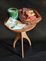 2009 Byers Choix Rond Côté Table Avec Bonbons Pain D’Épice Santa Tasse L... - $65.78 CAD