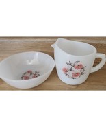 1950s Fire King Pink Fleurette Milk White Glass Creamer Pitcher &amp; Bowl S... - $217.62 MXN