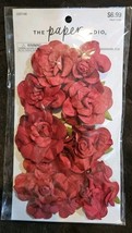 The paper studio La petites Red Flowers  8pc - $115.31 MXN