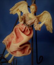 6&quot; Angel Ornament with Wide Wings and Open Arms - £6.57 GBP