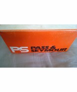 Pass&amp;Seymour 20AC1-RED Single Pole Switch Box of 10 - $538.46 MXN