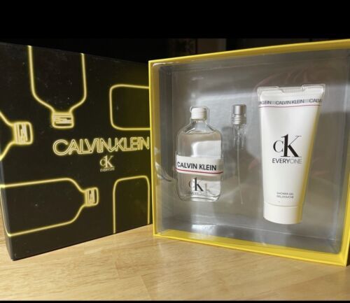 CK Everyone by Calvin Klein EDT 1.6 Oz Unisex Gift Set Brand New In Box - £39.50 GBP