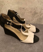 Bandolino Black and Cream Color Sandals Very Good Condition - £11.73 GBP