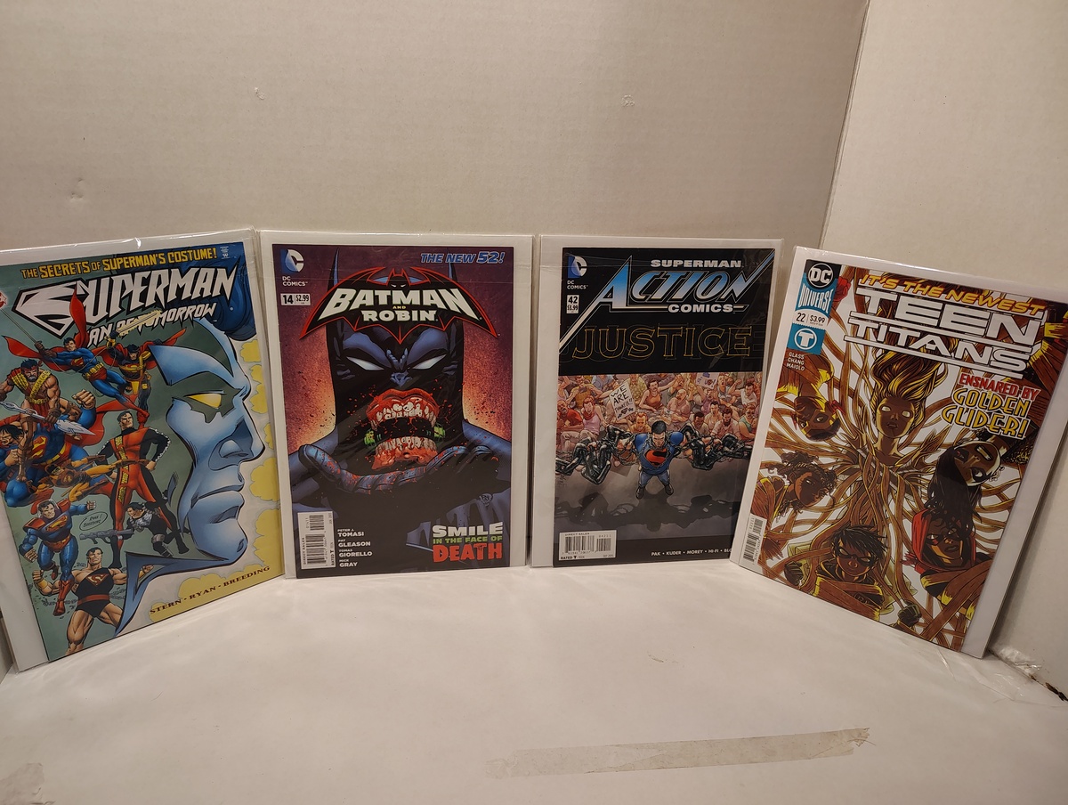 Lot of 20 Assorted DC Comic books  - $28.00