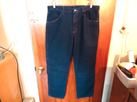 " NWT " Mens Wrangler Rustler Straight Leg 35X30 Blue Jeans " Great Gift " - $34.99